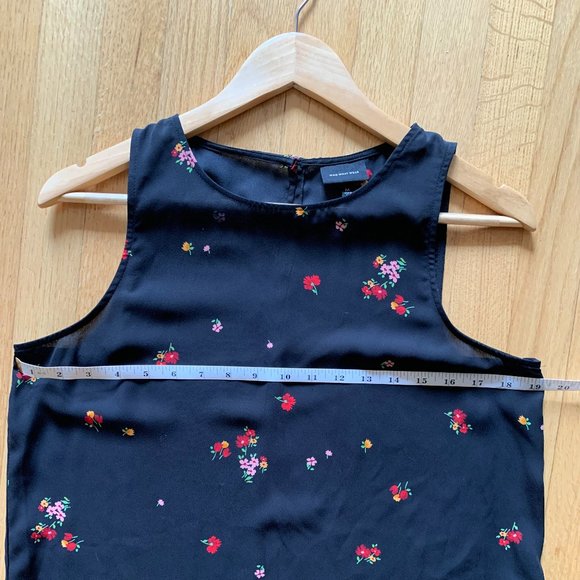 ❗️SALE❗️Who What Wear // Black Floral Tank - Picture 7 of 7